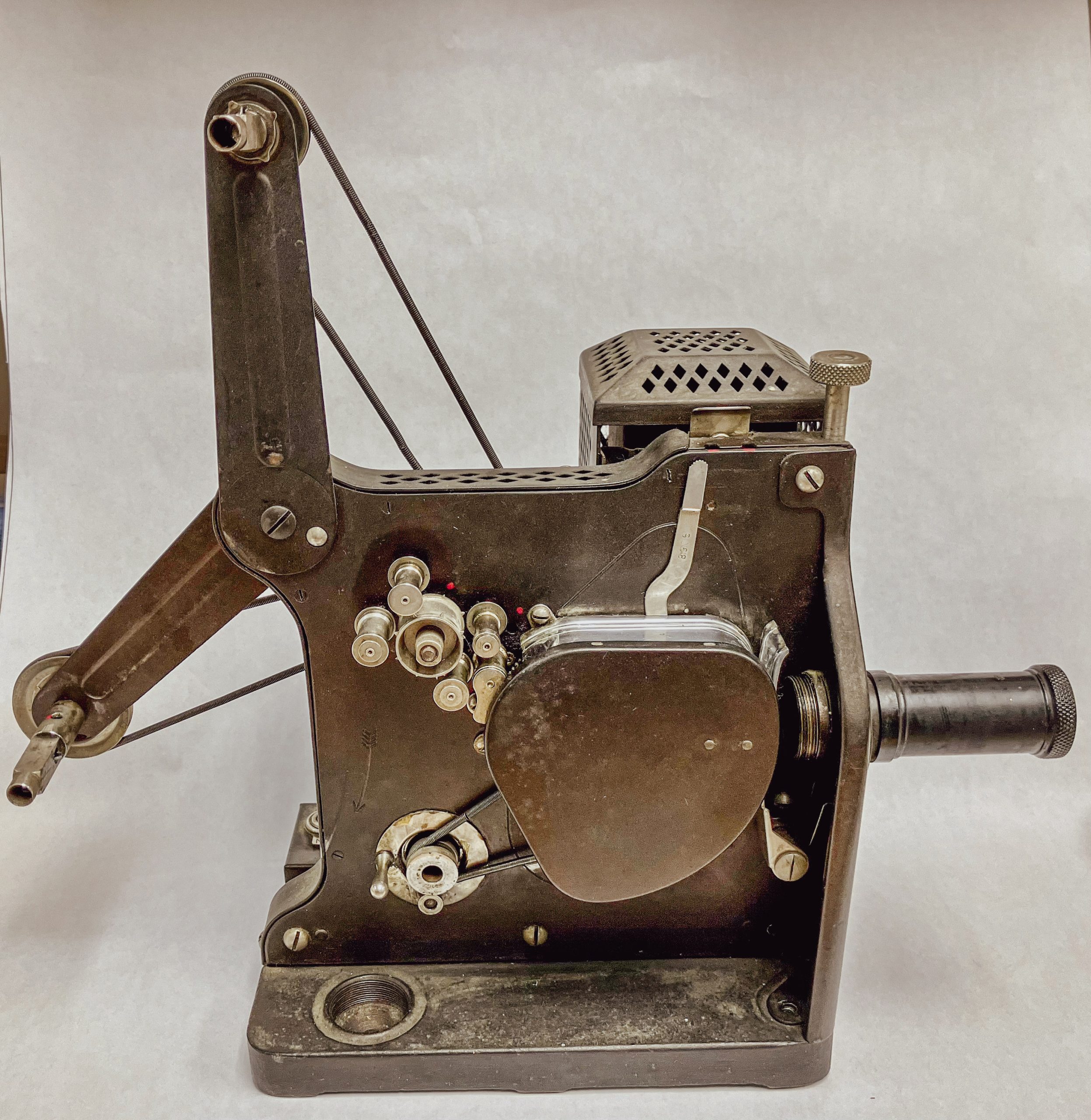 Kodascope Model D, threading side